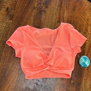 NWT Decree Twist Front Crop Top